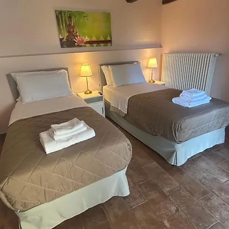 Monte Cuccolo House Bed & Breakfast