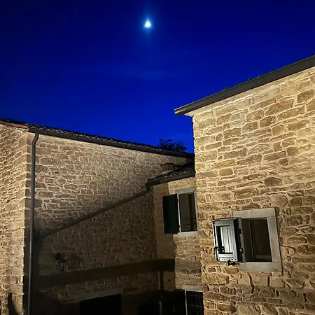 Alojamento de Acomodação e Pequeno-almoço Monte Cuccolo House Fontanelice