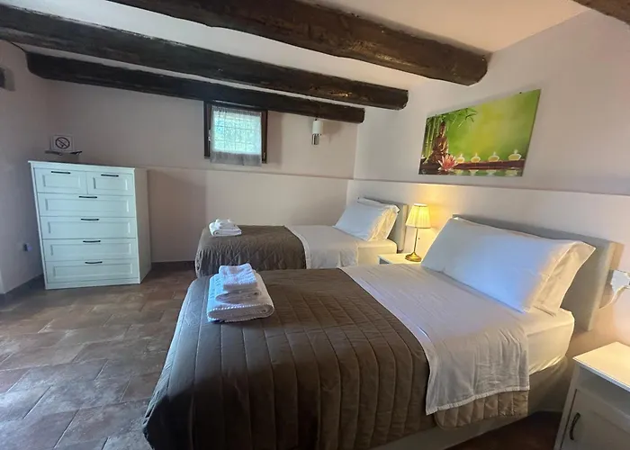 Monte Cuccolo House Bed & Breakfast Fontanelice