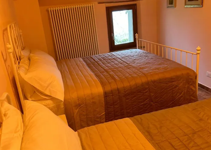 Monte Cuccolo House Bed & Breakfast Fontanelice